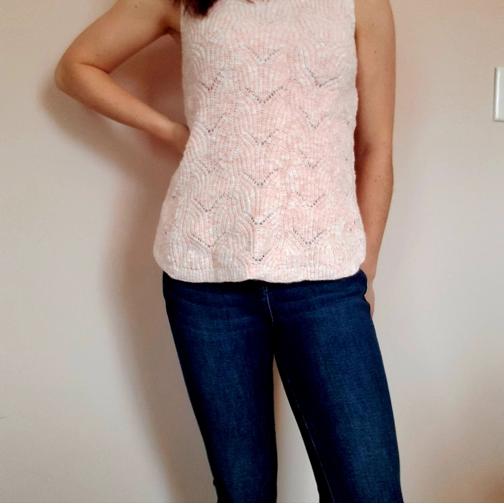 Sleeveless knit top from Gap - S